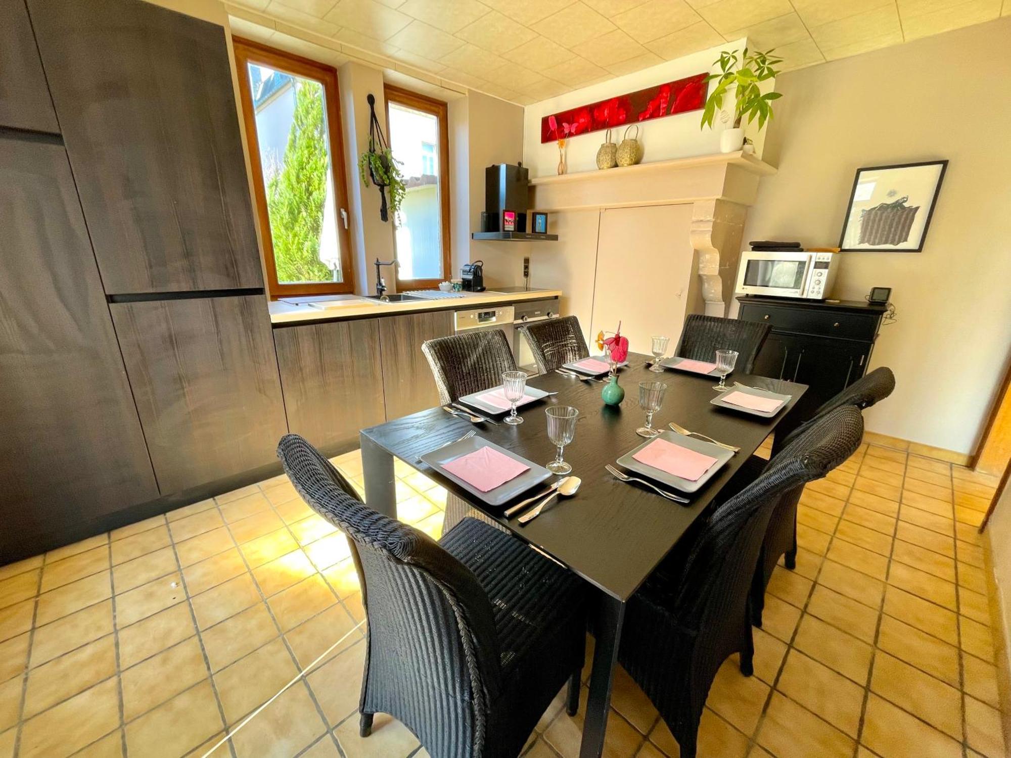 Homestay Villa O Virton Exterior photo
